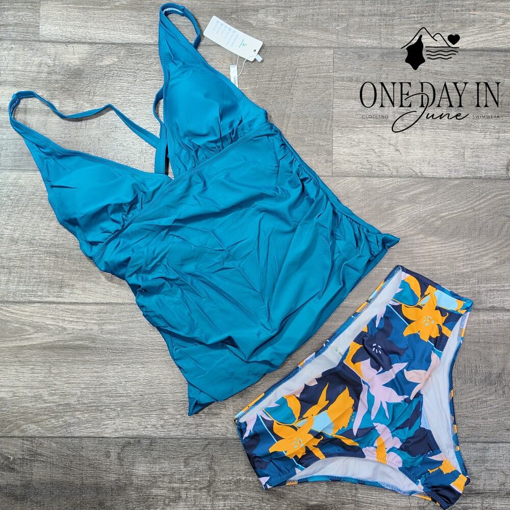 Beachsissi V Neck Floral Tankini Swimsuit Size L